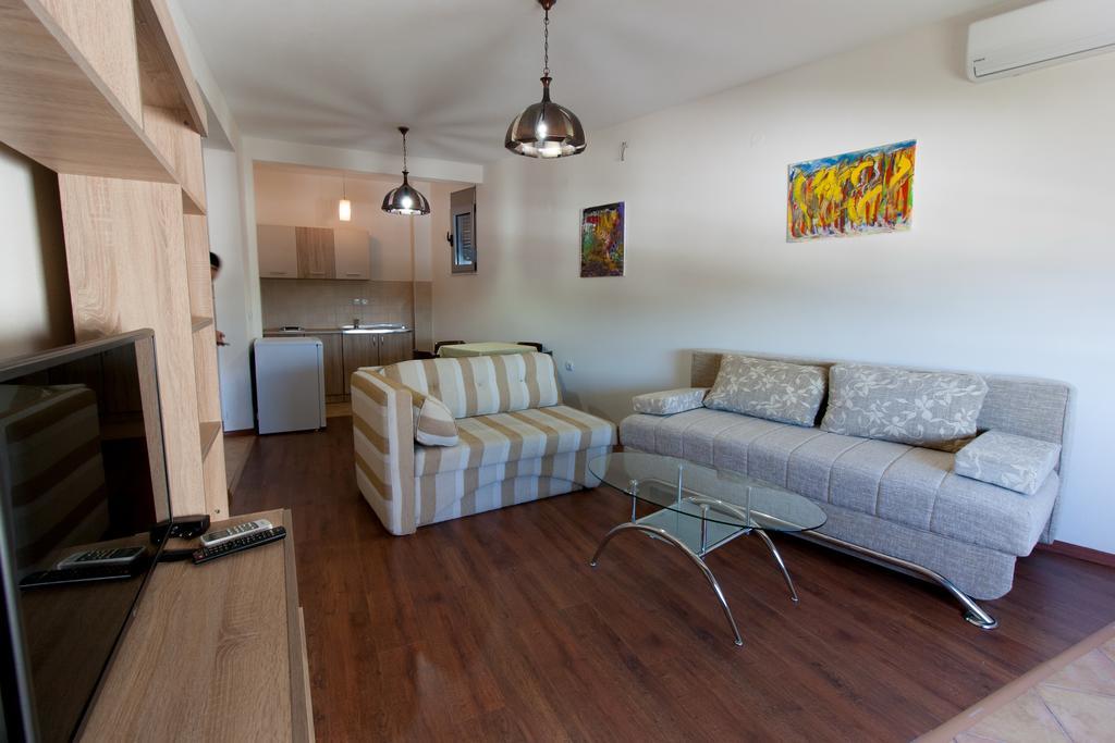Art I Apartments อุลซิน ภายนอก รูปภาพ