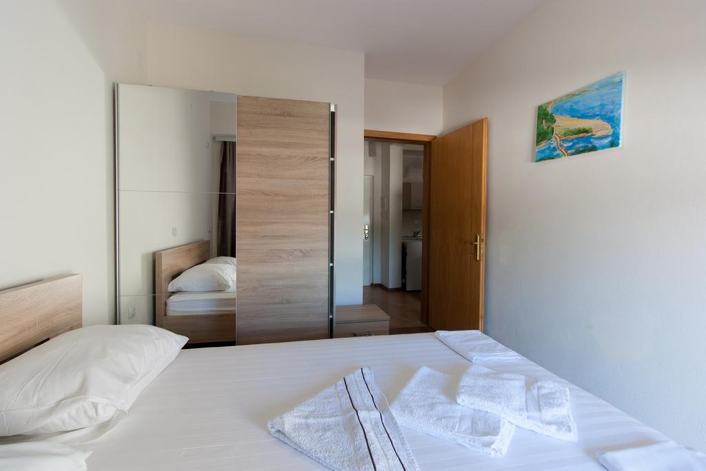 Art I Apartments อุลซิน ภายนอก รูปภาพ